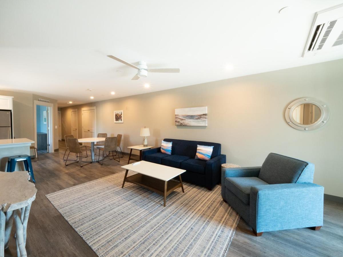 Long Beach Suites Gloucester Exteriér fotografie